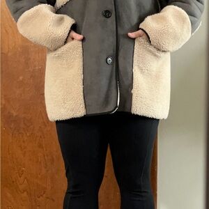 Treasure & Bond Gray and Cream Teddy Jacket